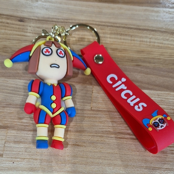 POMNI Jester Keychain, The Amazing Digital Circus - Picture 1 of 5